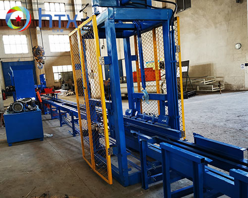 Linha de produção de pedra de dose concreta automática 7000*1000*1800mm do folheado do sistema
